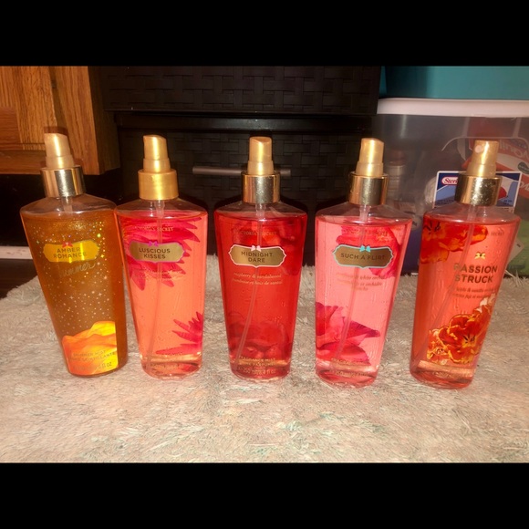 Victoria Secret Body Spray Set - Picture 2 of 2